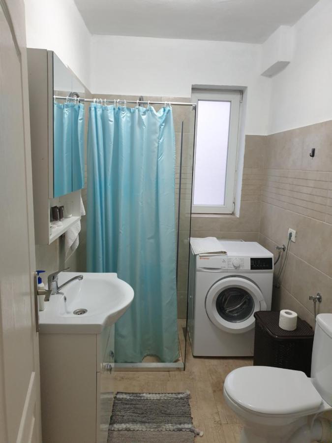 La Rezidenta Noua Ideale Vacanze Job Etc