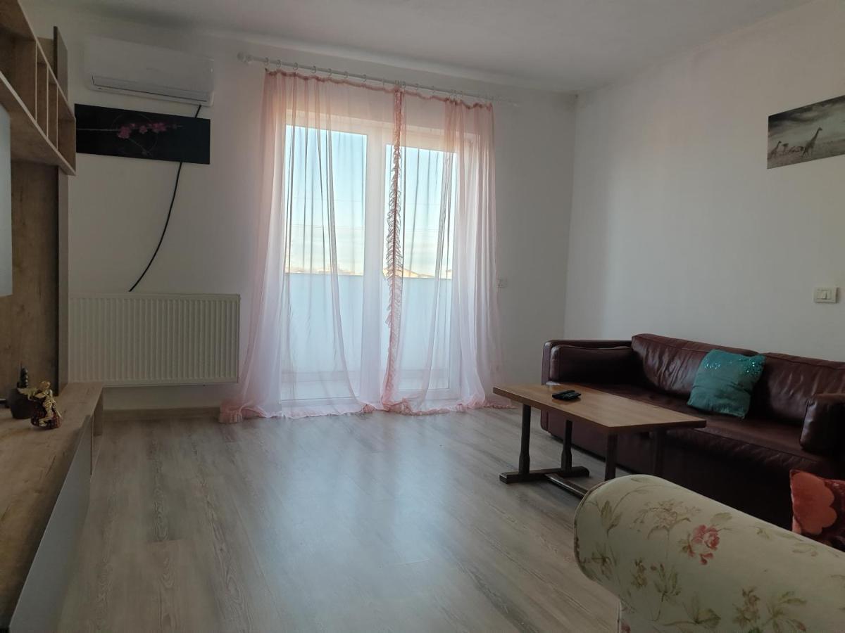 La Rezidenta Noua Ideale Vacanze Job Etc Apartment Chisoda